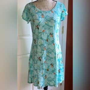 Disney Parks Collection by Tommy
Bahama